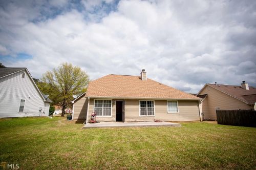 6063 Creekview, Rex GA 30273 exterior