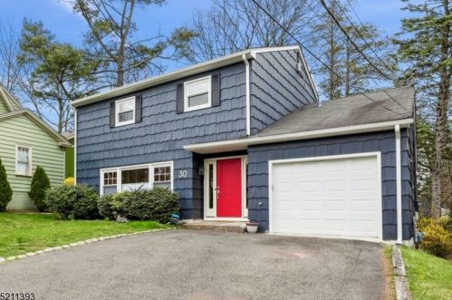 30 Highland Ave, Maplewood NJ  07040-1844 exterior
