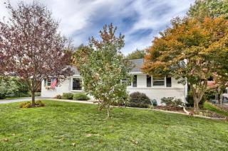 1650 Clearview Ave, Lancaster PA  17601-4308 exterior