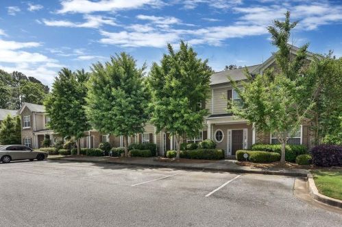 585 Mcwilliams Rd, Atlanta GA  30315-7541 exterior