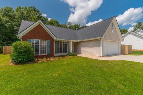 37 Cedar Hollow Dr, Talmo, GA 30575-1528