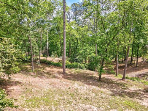 102 Chimney Pl, Warner Robins GA  31088-6523 exterior