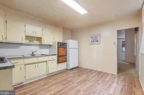 1424 Jackson St, Philadelphia PA  19145-3617 exterior