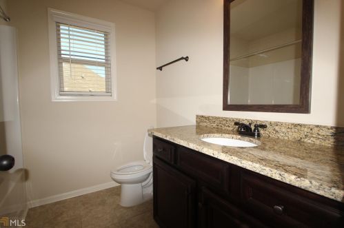 821 Colvin Dr, Locust Grove, GA 30248-3153
