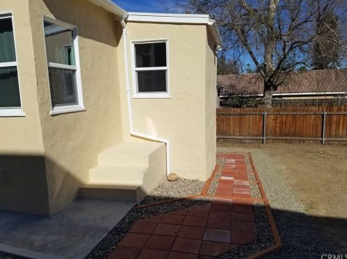 5144 Olivewood Ave, Riverside CA  92506-1311 exterior