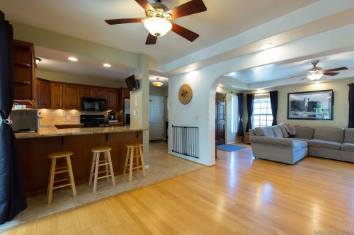 368 Westwind Dr, El Cajon, CA 92020-2845