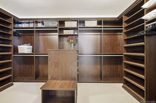 5925 Olive Cir, Englewood CO  80111 exterior