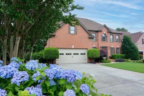 3530 Grove Park Dr, Duluth, GA 30096-6181
