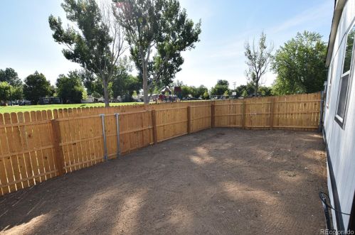 200 Zante, Aurora CO 80603-5706 exterior