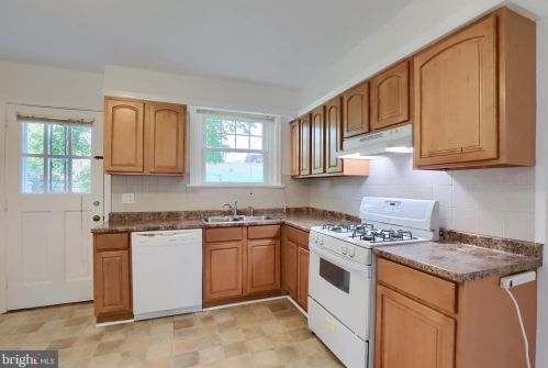 446 Ross St, Lancaster PA  17602-1944 exterior