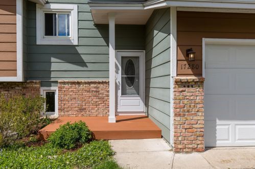 17280 Sunray Cir, Prior Lake, MN 55372-2714
