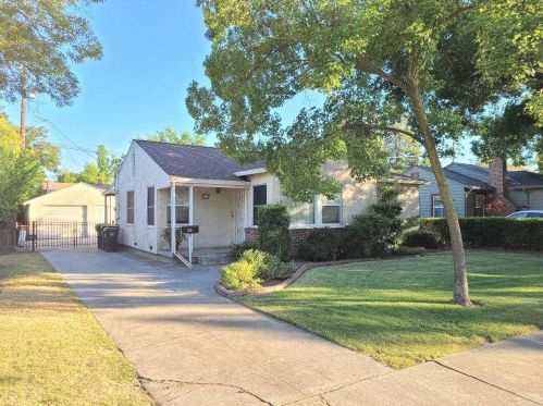 26 Mendocino Ave, Stockton, CA 95204-3423