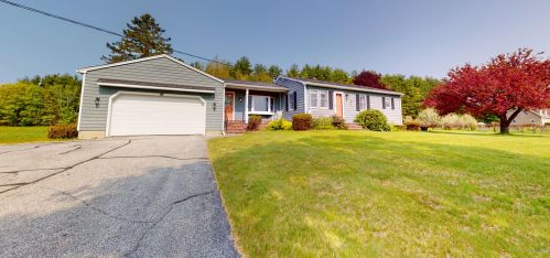 280 Fish St, Turner, ME 04282-3252