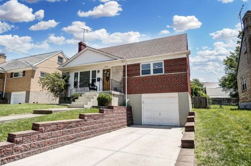 3650 Edgebrook Dr, Cincinnati, OH 45248-3116