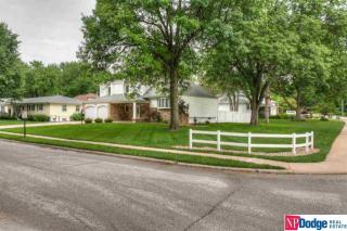 405 Kings Dr, Bellevue, NE 68005-2226