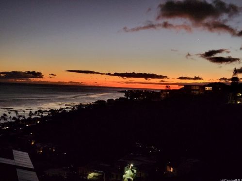 5243 Poola St, Honolulu HI  96821-1554 exterior