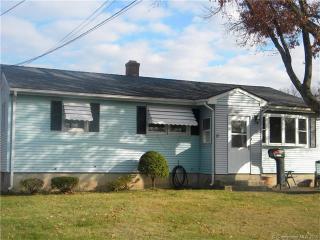 90 Albert Ave, Hartford, CT 06109-1057