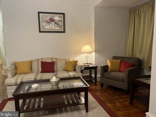 7337 Limekiln Pike, Philadelphia PA  19138-1334 exterior