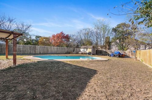 2110 Brandywine Ln, Austin TX  78727-4303 exterior