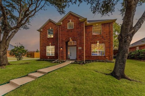 3836 Harrison Dr, Carrollton TX  75010-6322 exterior