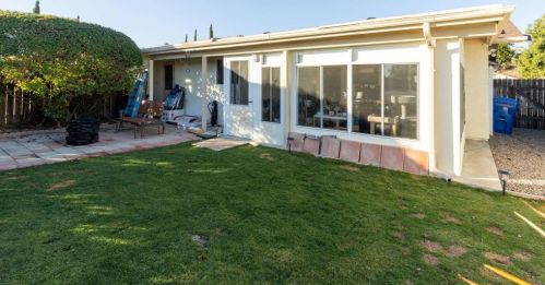 4593 Sunrise Rdg, Oceanside, CA 92056-2948