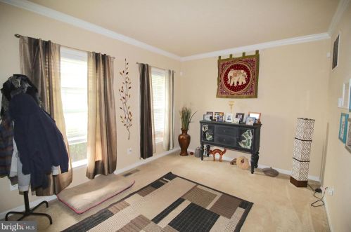 18822 Pier Trail Dr, Triangle VA  22172-2348 exterior