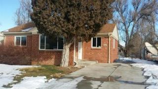 2660 Pontiac St, Denver, CO 80207-2921