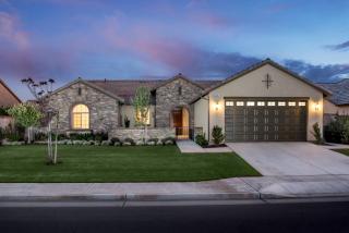 3246 Lincoln Ave, Clovis, CA 93619-9197