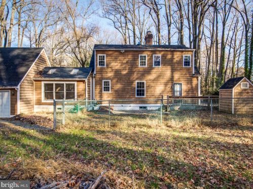 12500 Meadowood Dr, Silver Spring MD 20904-2928 exterior