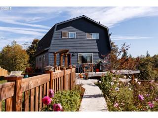 32300 Mershon Rd, Wood Village OR  97060-9335 exterior