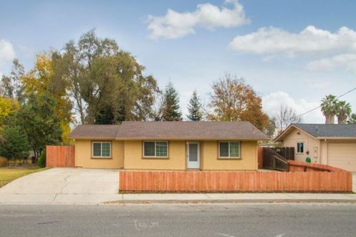 2900 3rd St, Biggs, CA