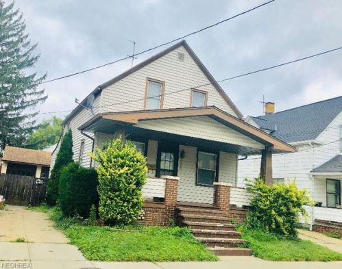 3488 45th St, Cleveland OH  44102-5946 exterior