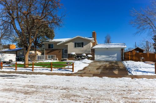 692 Paris St, Denver, CO 80012-2316