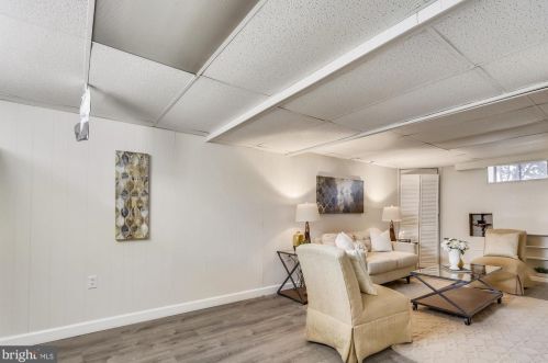 405 Lexington Dr, Silver Spring MD 20901-2643 exterior