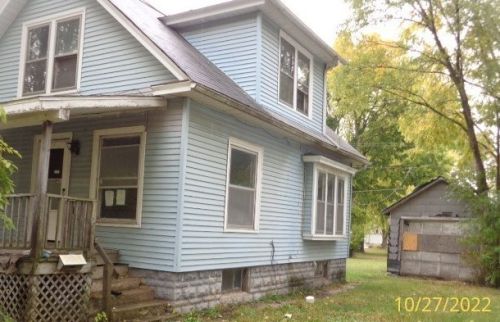 719 Cleary St, Swygert IL  61764-1009 exterior