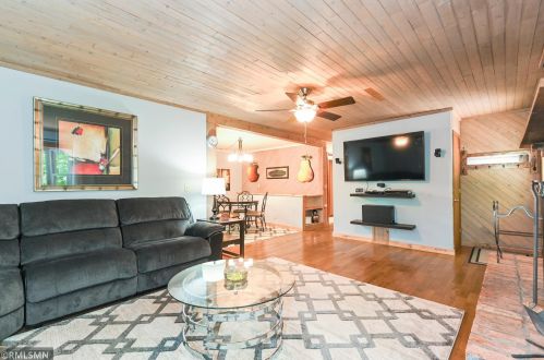 20877 Juno Ct, Columbus, MN 55025