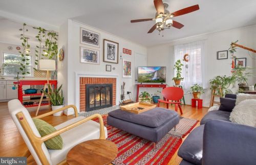 900 Balmoral Dr, Silver Spring MD  20903-1301 exterior