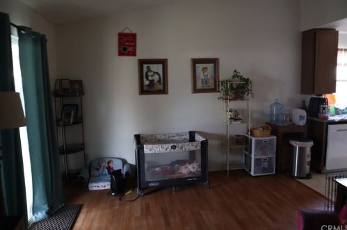 10741 Collett Ave, Riverside CA  92505-2923 exterior