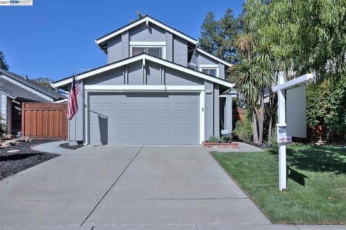 3508 Kamp Dr, Pleasanton, CA 94588-2631