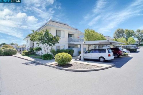 216 Chatham Ct, Pacheco, CA 94553-5566