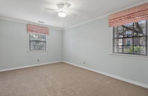 3819 Cabeza De Vaca Cir, Irving TX  75062-3841 exterior