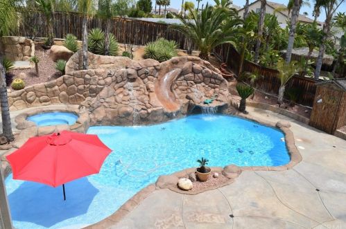 12722 Royal Palm Ln, Riverside CA  92503-7077 exterior