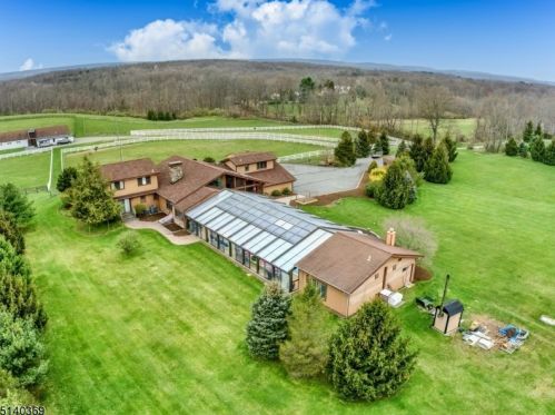 24 Fredon Greendell Rd, Fredon, NJ 07860-5212