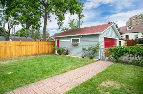 1163 Juliet Ave, Saint Paul MN  55105-2922 exterior