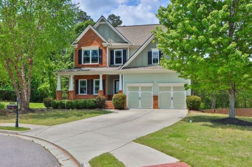 3450 Kentwater Dr, Buford, GA 30519-7708