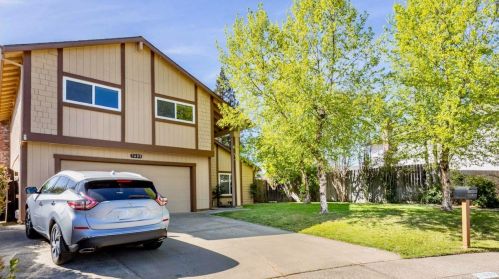 7409 Lovato Ct, Citrus Heights, CA 95621-2845