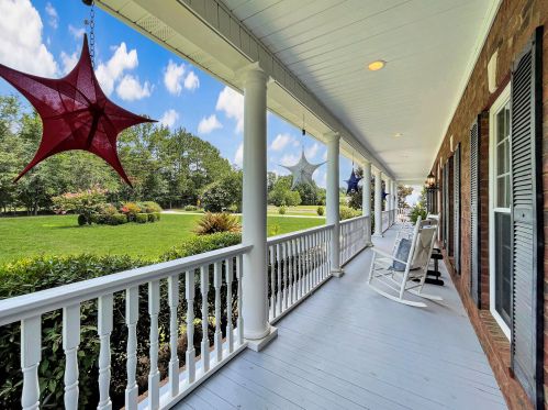 141 Campbell Rd, Ridgeville, SC 29472-8607