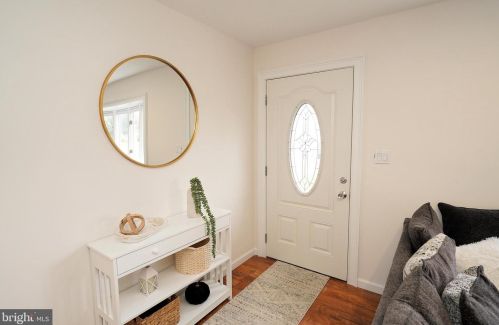 51 Sunset Blvd, Trenton NJ  08690-3950 exterior