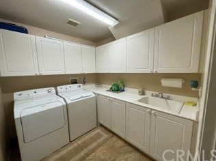 12722 Royal Palm Ln, Riverside CA  92503-7077 exterior