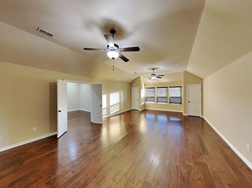 309 Sterling Dr, Fort Worth TX  76126-2457 exterior